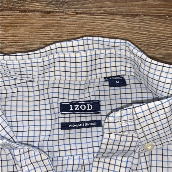 Izod men’s white and blue plaid button down shirt Size Medium - Picture 4 of 4